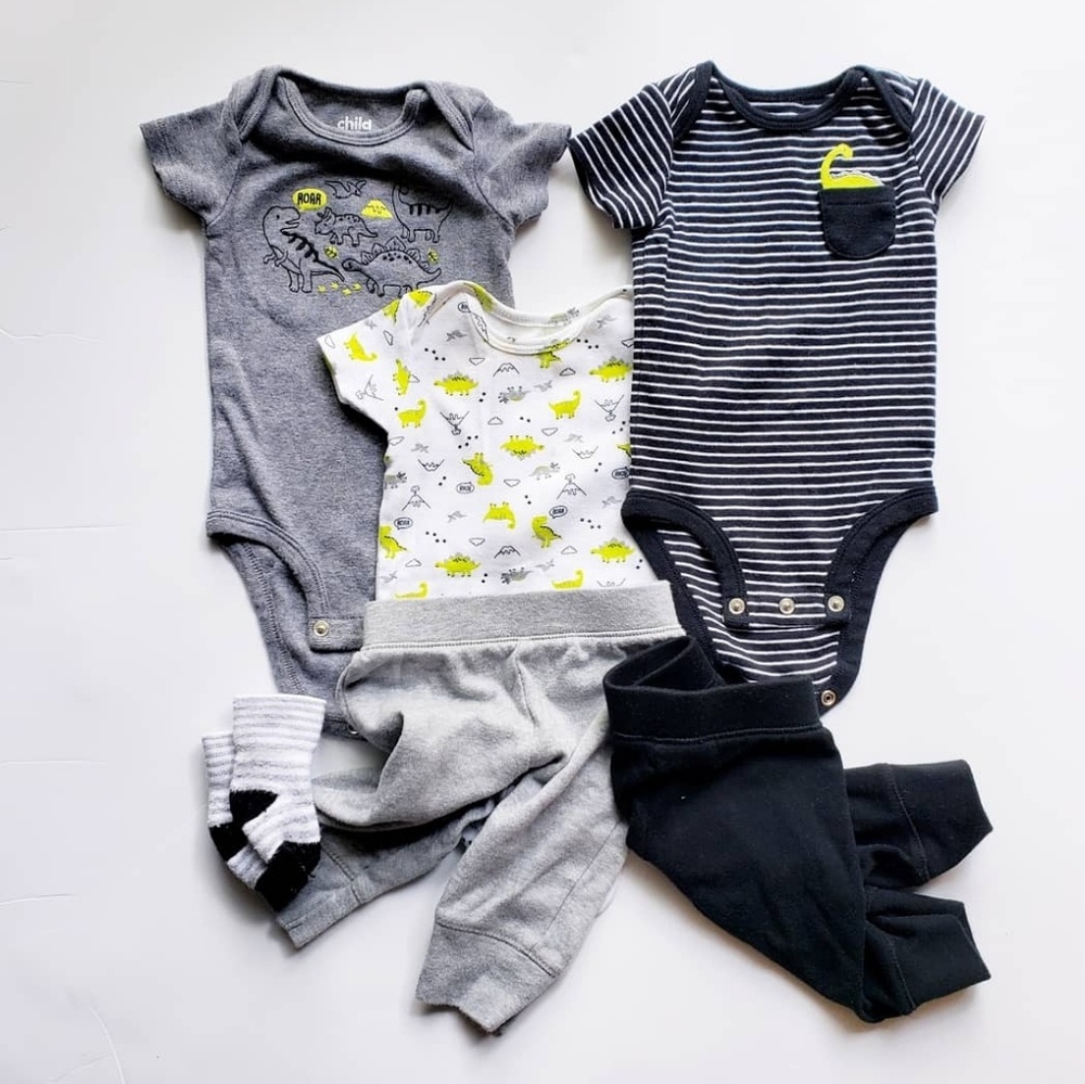 5 Piece Black White Neon Dino Bundle Plus Socks